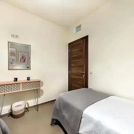Kampos Villa *